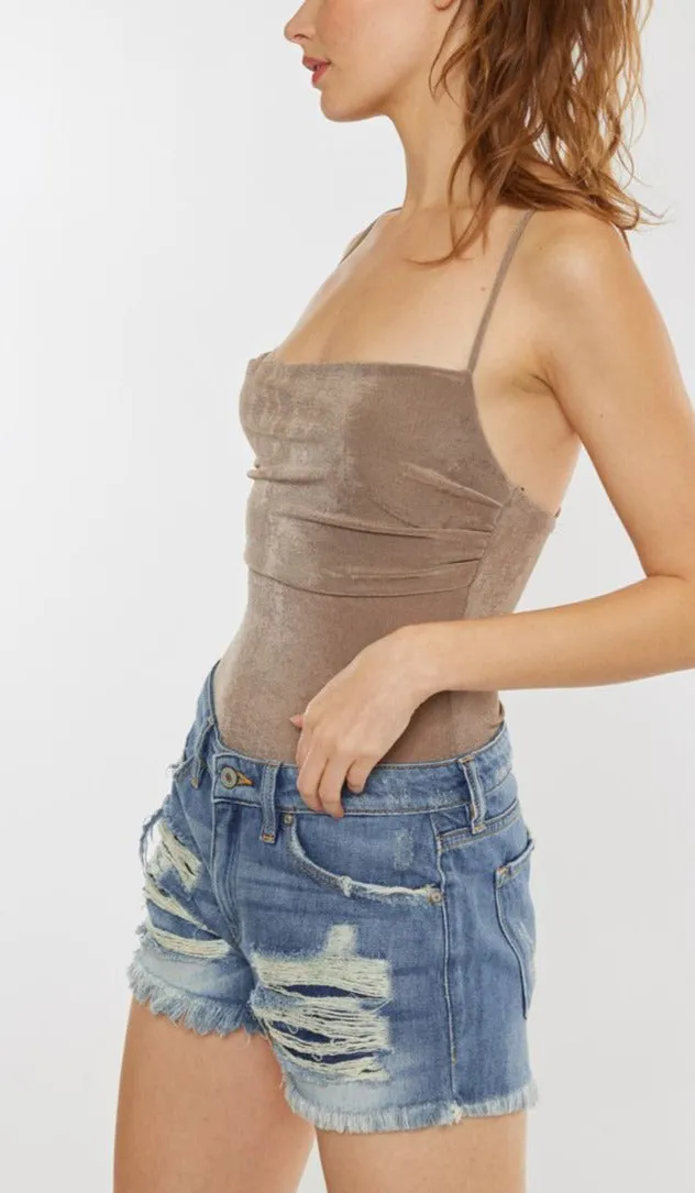 Kan Can Boyfriend Fit Distressed Jean Short
